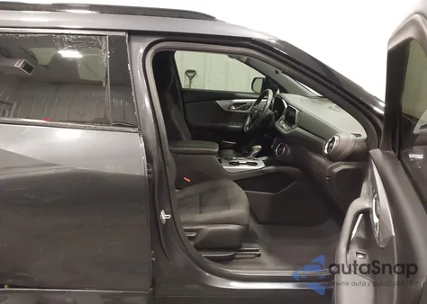 2021 Chevrolet Blazer Awd 2Lt z USA, uszkodzony, nr VIN 3GNKBHRS6MS557698